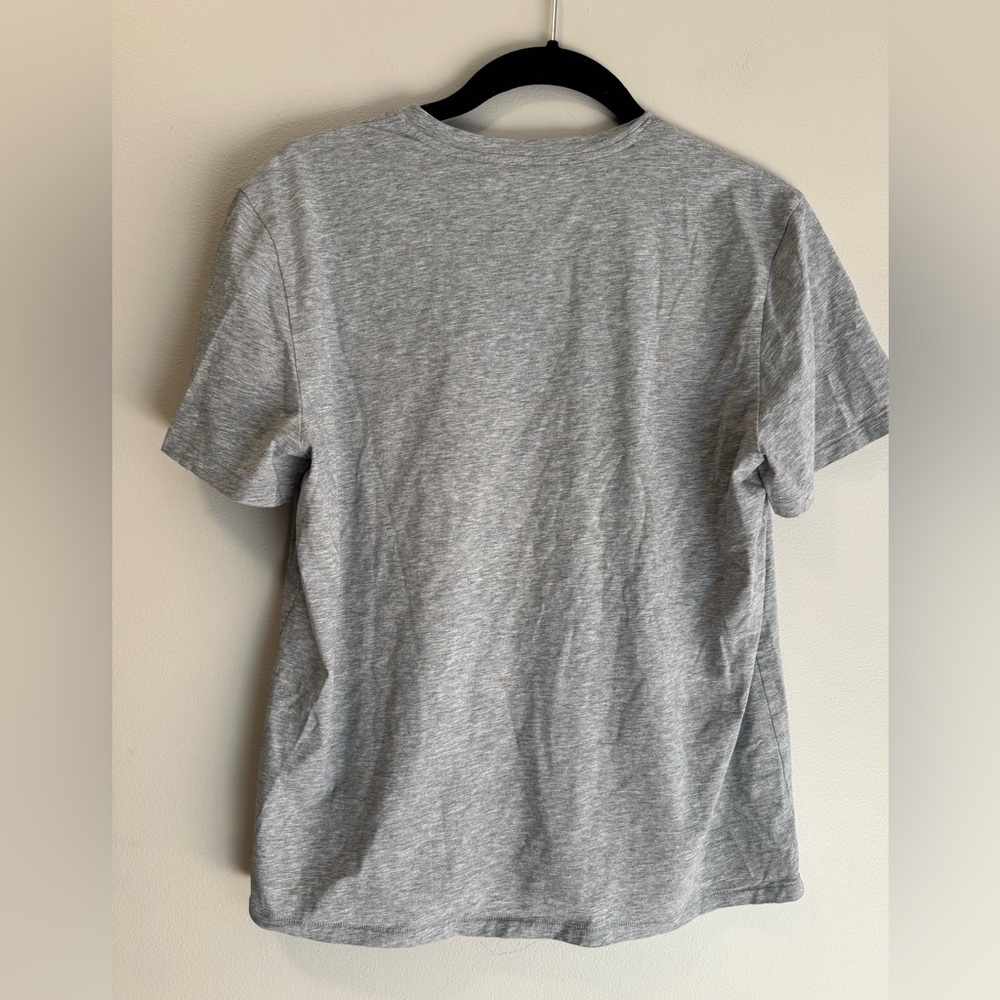 Vuori Tee Women’s Heather Gray - Picture 4 of 5